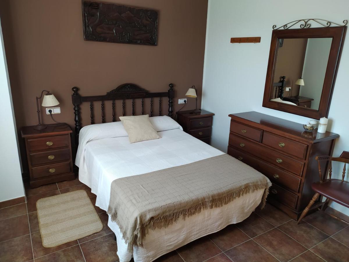 Casa Rural Mi Descanso Valdefuentes de Sangusin Luaran gambar