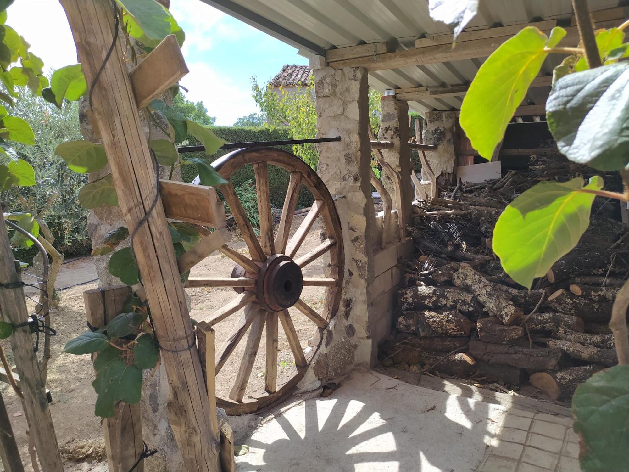 Casa Rural Mi Descanso Valdefuentes de Sangusin Luaran gambar