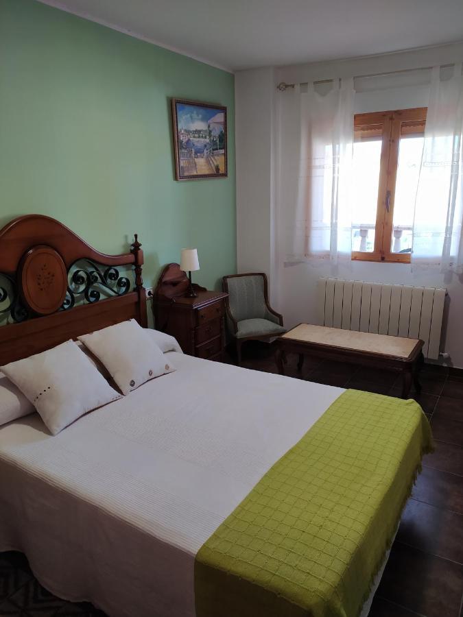Casa Rural Mi Descanso Valdefuentes de Sangusin Luaran gambar