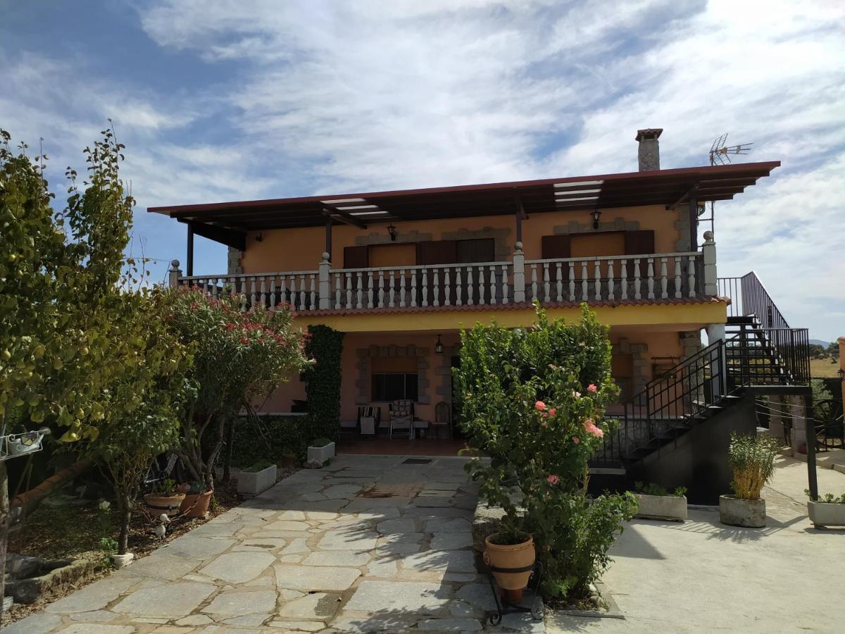 Casa Rural Mi Descanso Valdefuentes de Sangusin Luaran gambar
