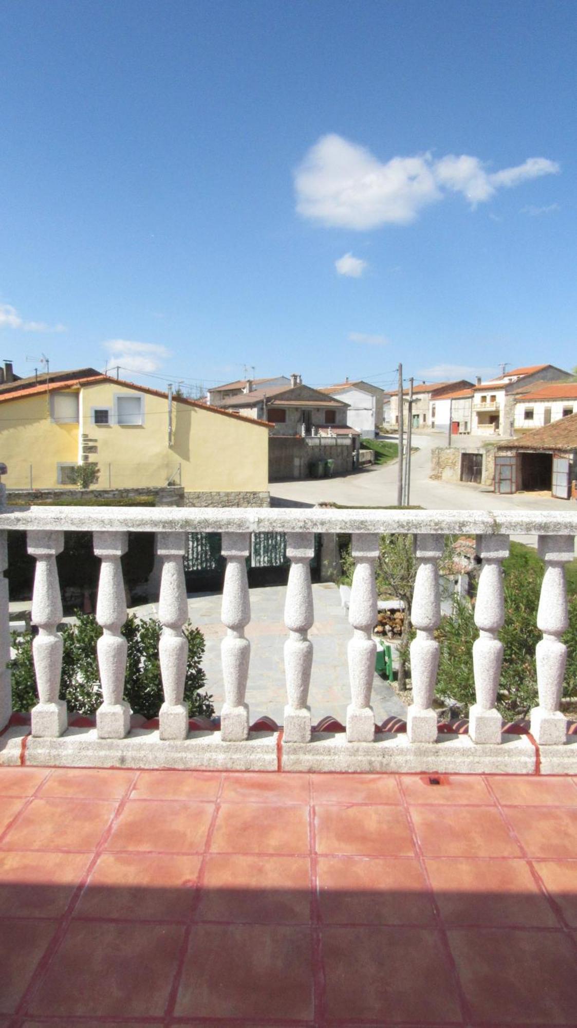 Casa Rural Mi Descanso Valdefuentes de Sangusin Luaran gambar