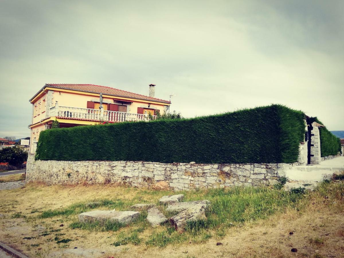 Casa Rural Mi Descanso Valdefuentes de Sangusin Luaran gambar