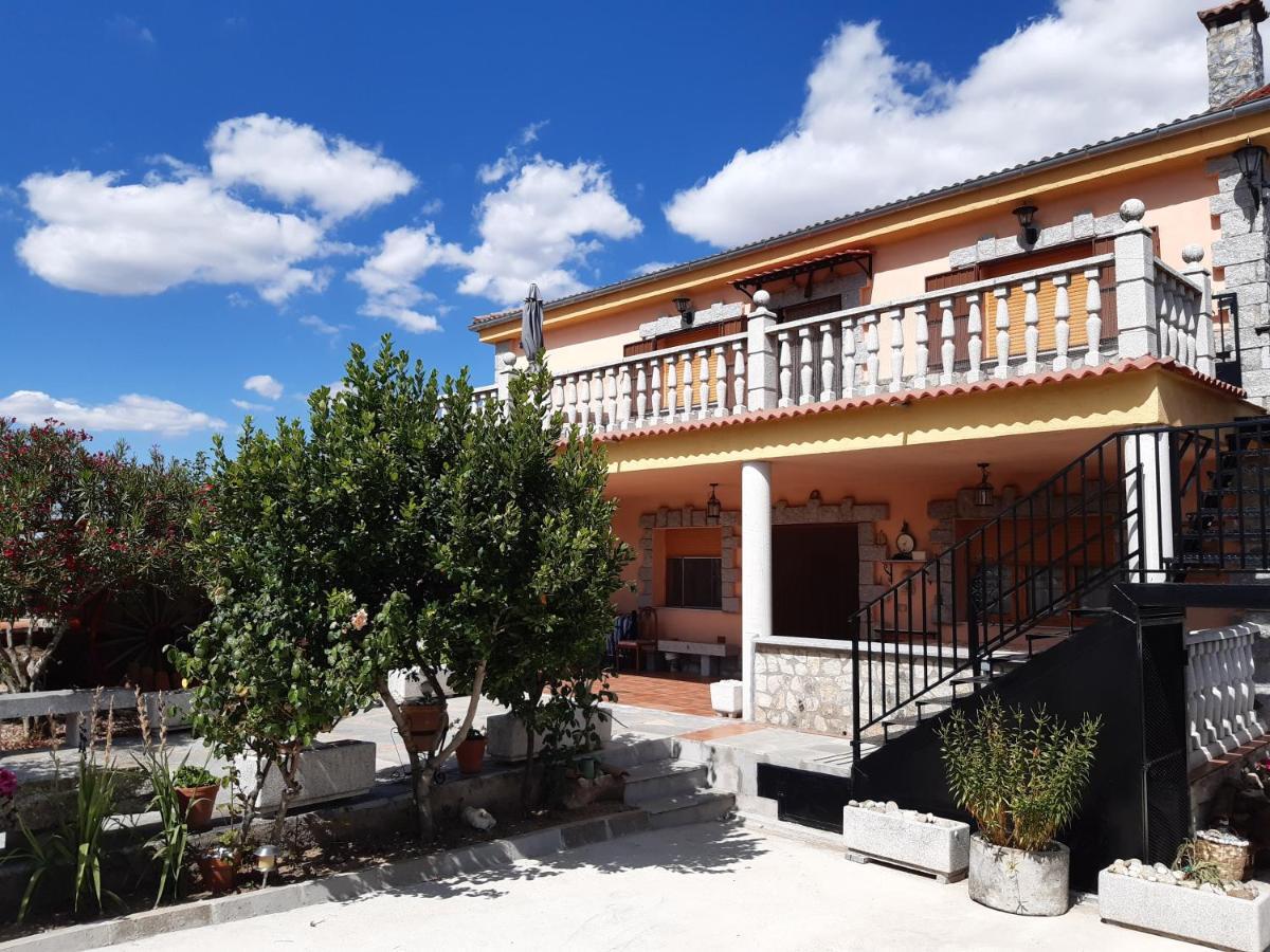 Casa Rural Mi Descanso Valdefuentes de Sangusin Luaran gambar